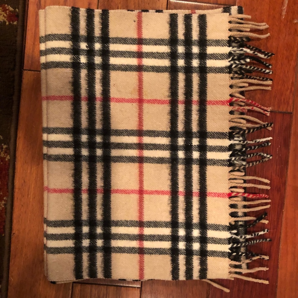 Barberry cashmere scarf